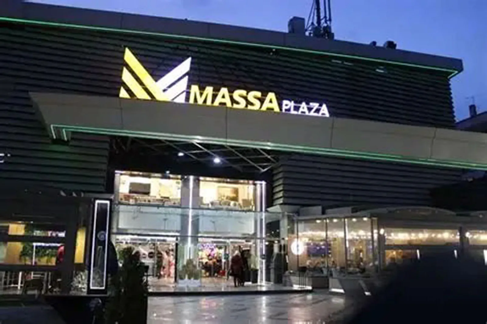 Massa Plaza Mall